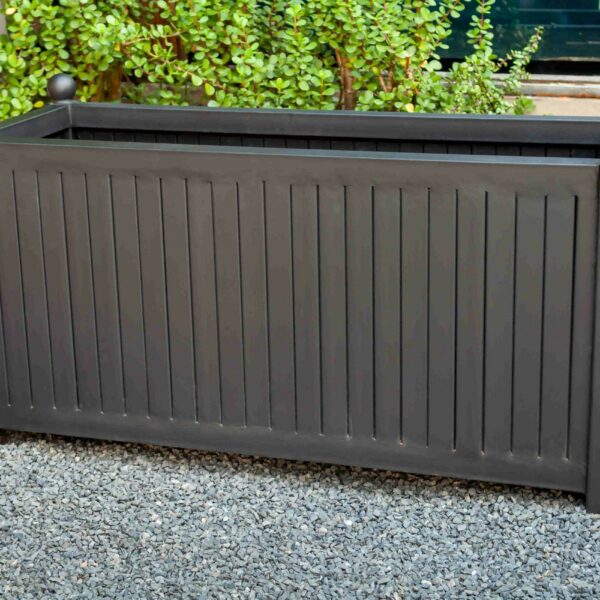 Grounded Rectangular Planter